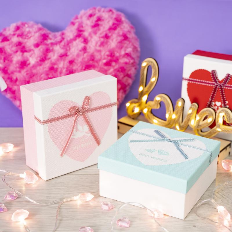 Сыйлық қорабы, With Love, 15х15х7 см, ассортиментте