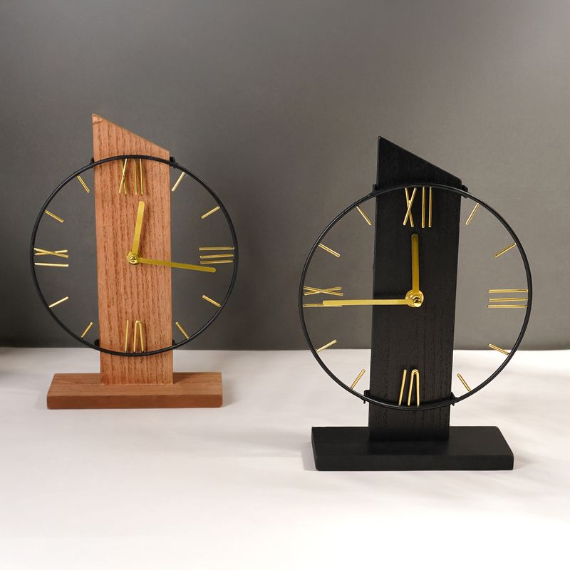 Часы настольные, в ассортименте