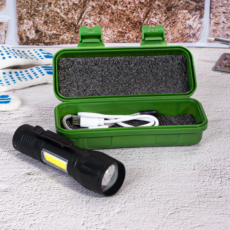 Фонарь светодиодный аккумуляторный в кейсе с кабелем USB, FLARX