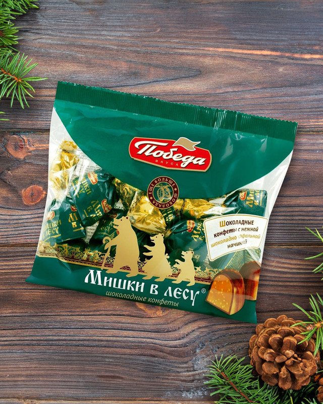 Šokolādes konfektes ar pildījumu un vafeļu skaidiņām Mishki v lesu, 200 g