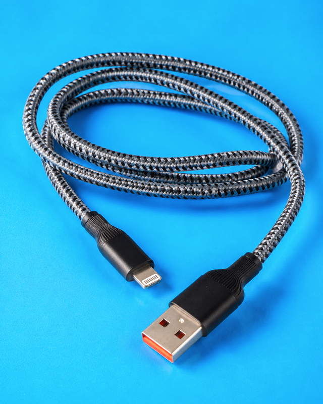Кабель USB, 100 см, в ассортименте