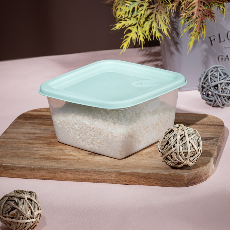 Square container 0.63 L